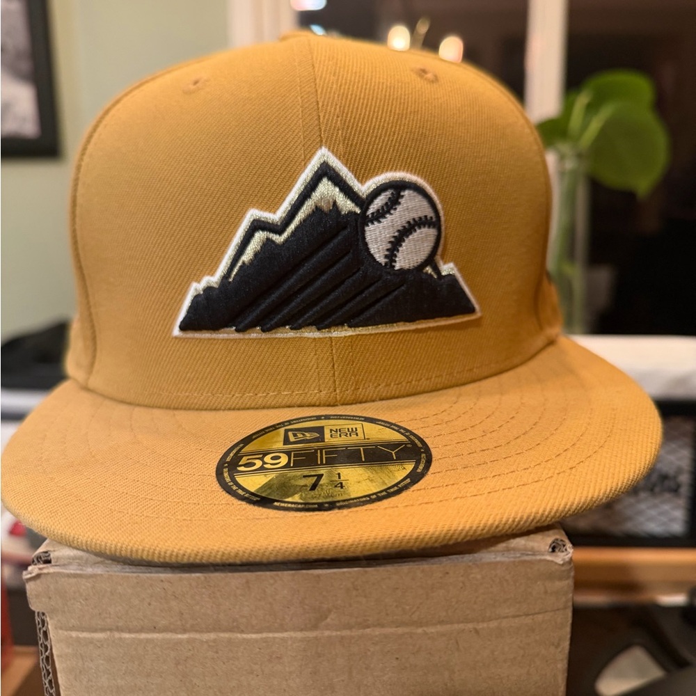 New Era Gold Baseball Mountain Hat
